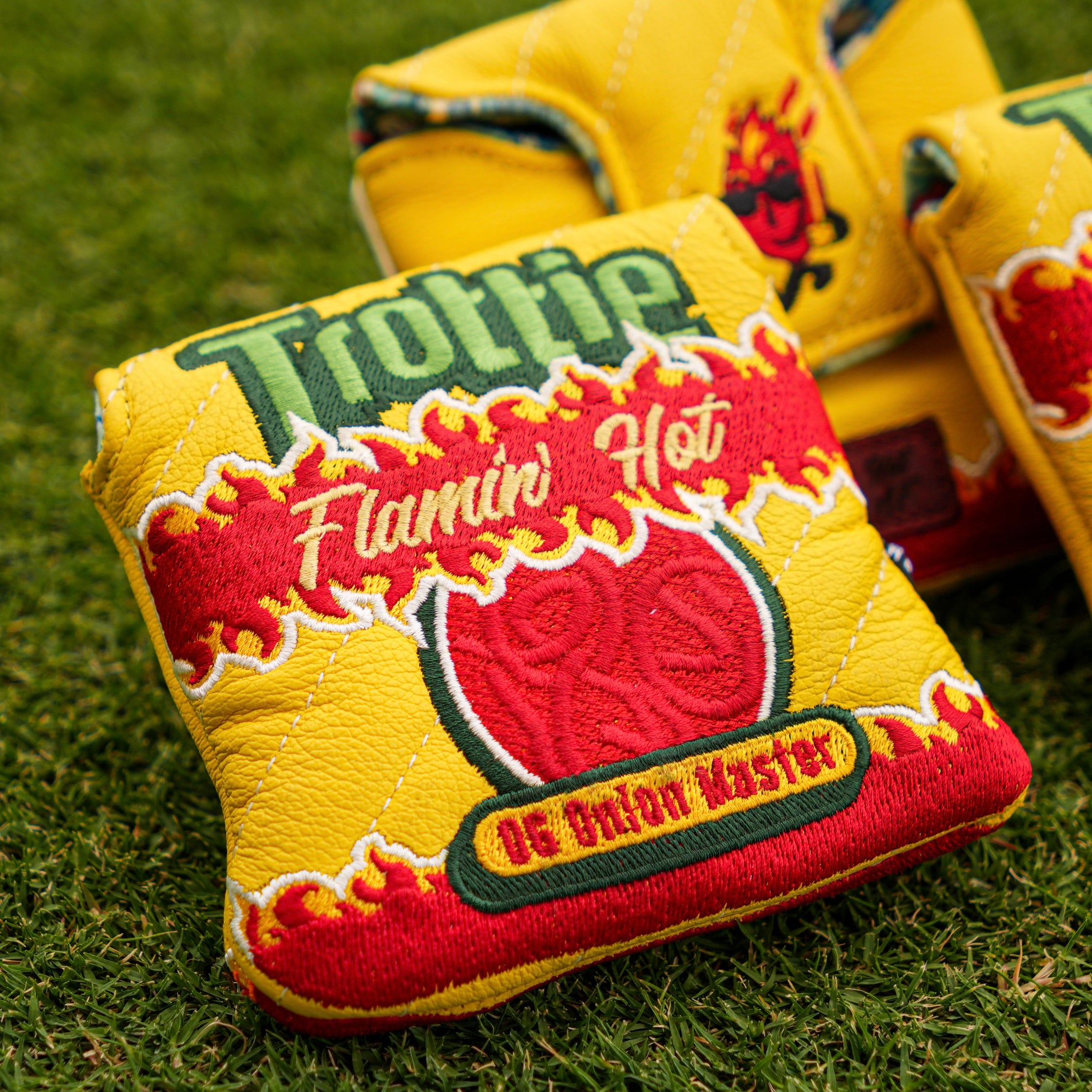 TROTTIE GOLF | OG FLAMIN ONION MASTER PUTTER COVER | DORMIE WORKSHOP